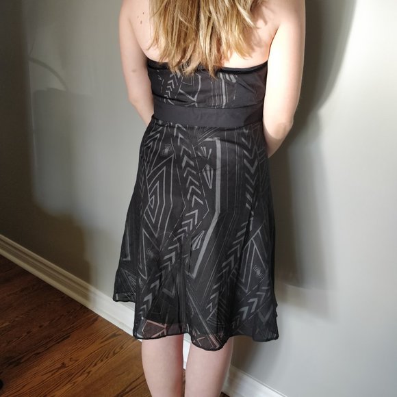 Black and Grey A-line dress - Picture 2 of 2